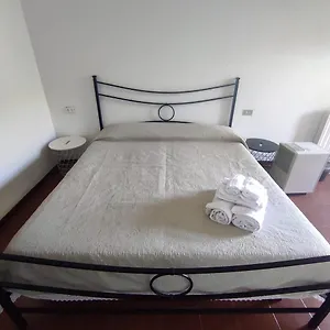 locanda-la-lanterna.hotelitalianriviera.com/